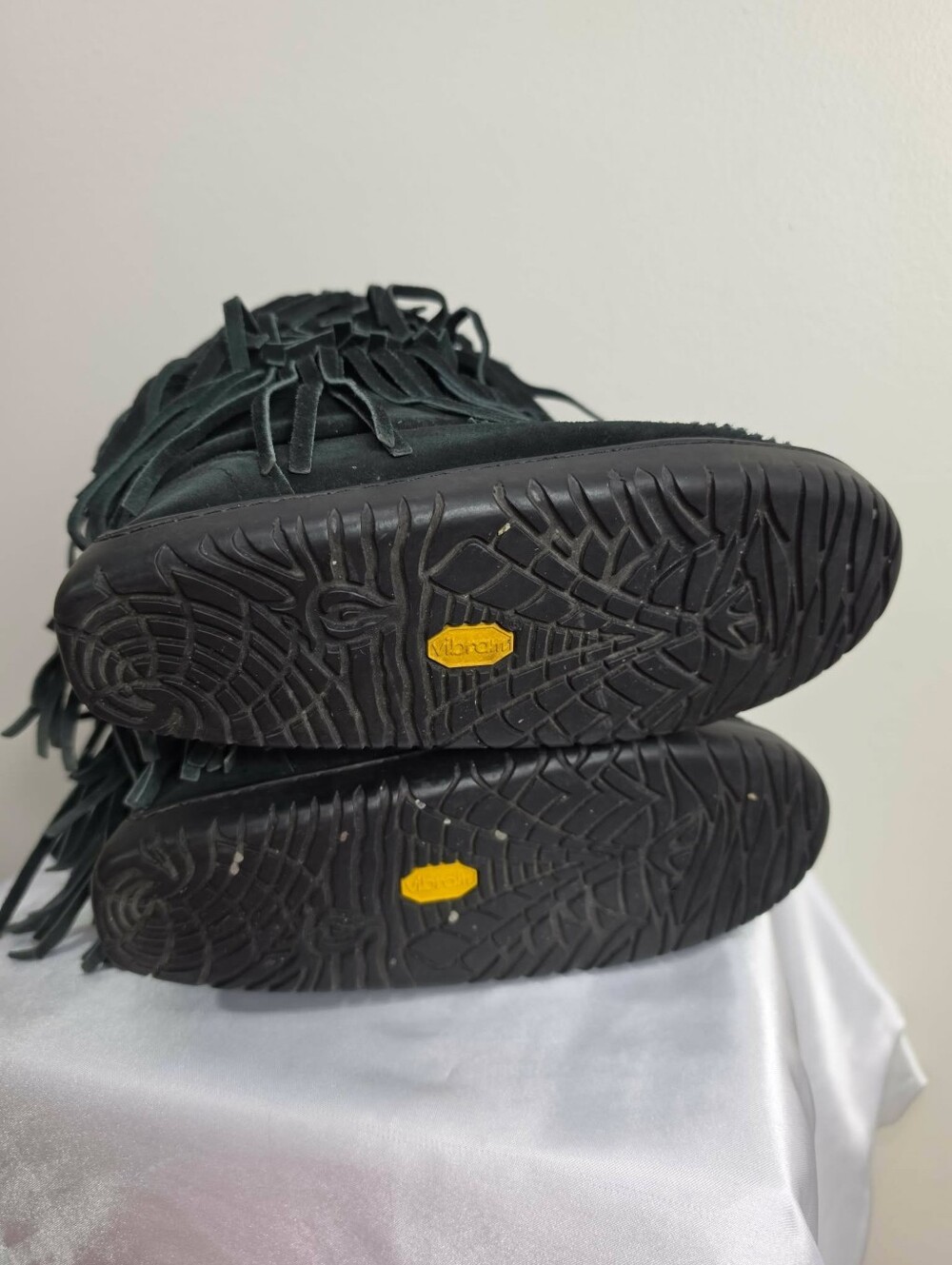Manitobah Mukluks Buffalo Dancer Tall Black Suede Leather Fringe Boot - Picture 7 of 13